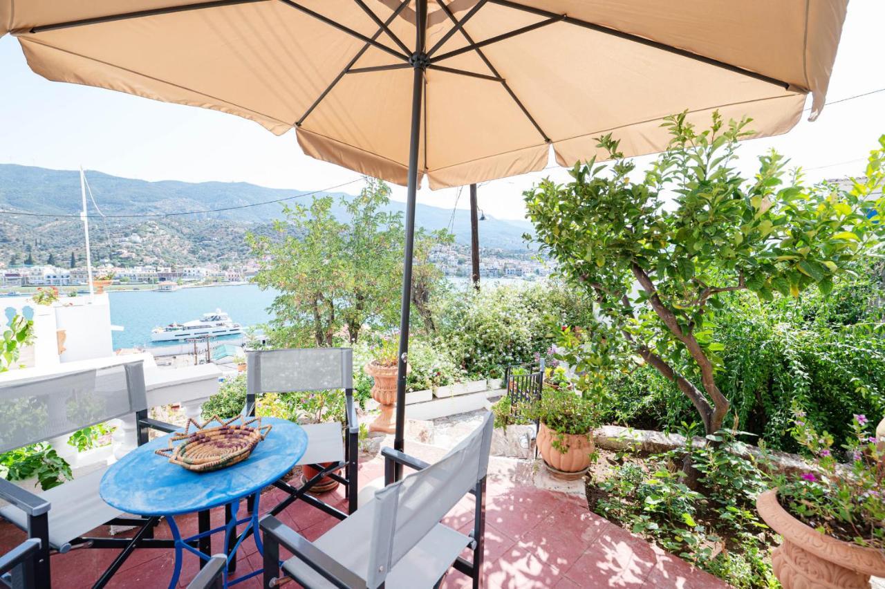 Traditional House Under The Clock Tower With Sweet View Poros Town Exterior photo