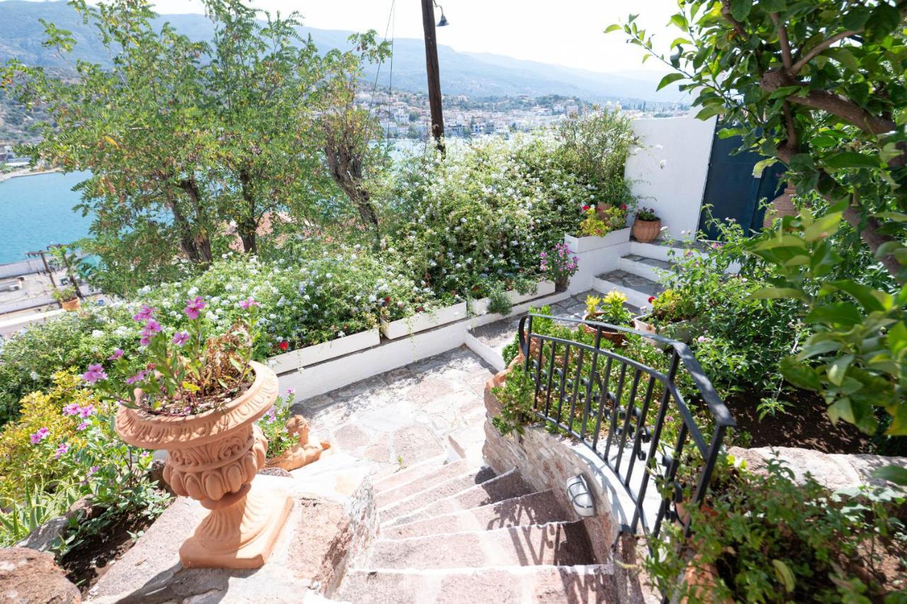 Traditional House Under The Clock Tower With Sweet View Poros Town Exterior photo